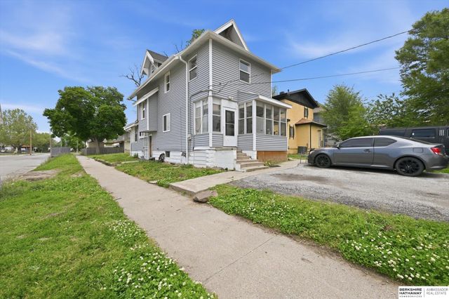 2125 Emmet Street, Omaha, NE 68110
