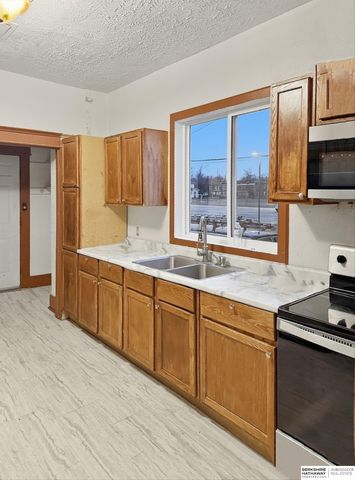 2125 Emmet Street, Omaha, NE 68110