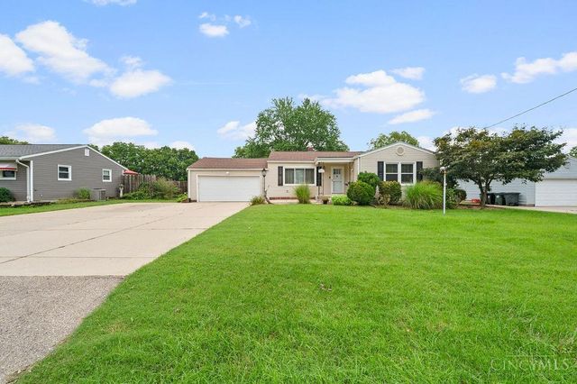 208 Brelsford Avenue, Trenton, OH 45067