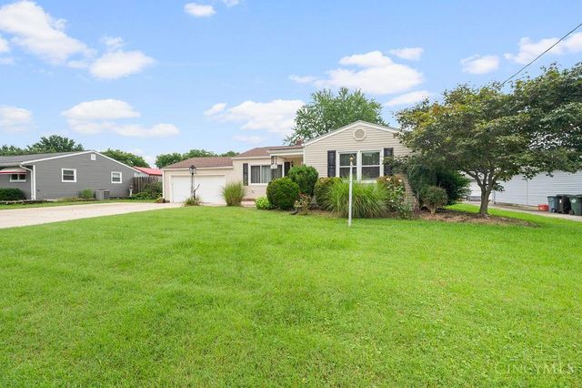 208 Brelsford Avenue, Trenton, OH 45067