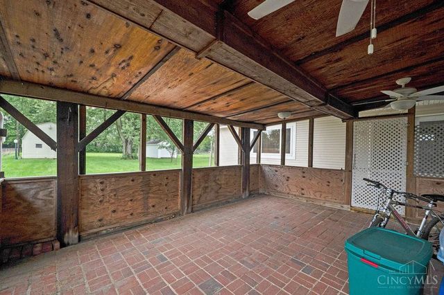 208 Brelsford Avenue, Trenton, OH 45067
