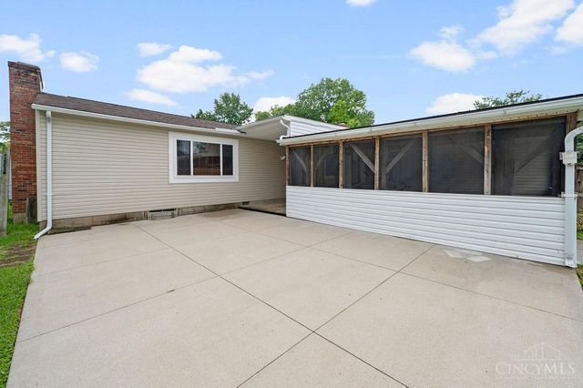 208 Brelsford Avenue, Trenton, OH 45067