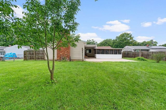 208 Brelsford Avenue, Trenton, OH 45067