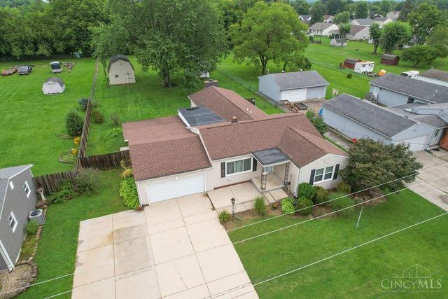 208 Brelsford Avenue, Trenton, OH 45067