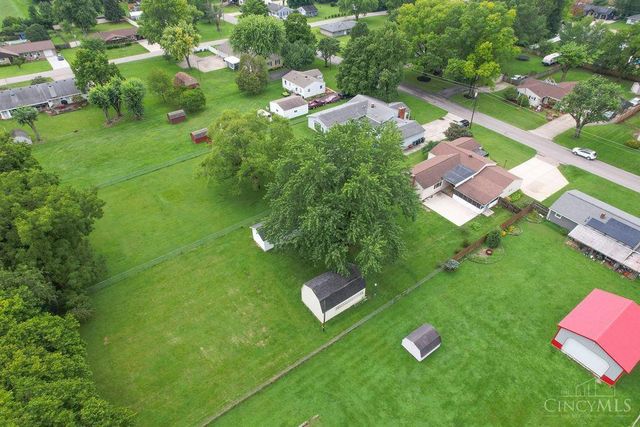 208 Brelsford Avenue, Trenton, OH 45067