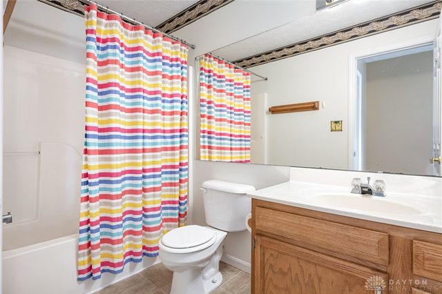 6640 Baybrook Court, Middletown, OH 45044