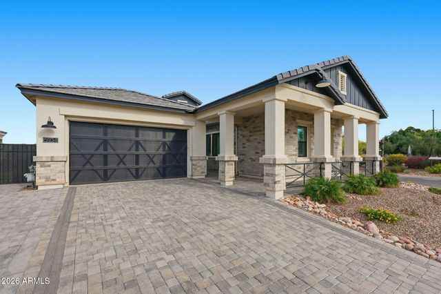 5934 E REDMONT Drive, Mesa, AZ 85215