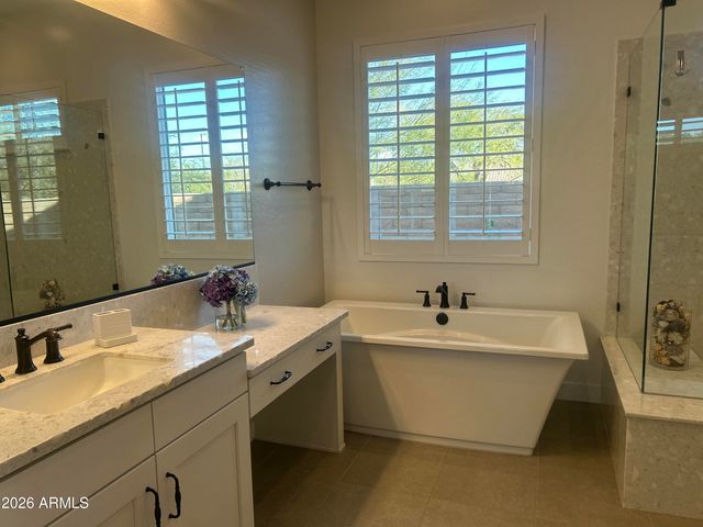 5934 E REDMONT Drive, Mesa, AZ 85215