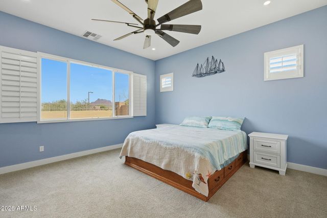 5934 E REDMONT Drive, Mesa, AZ 85215