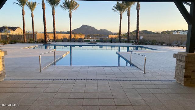 5934 E REDMONT Drive, Mesa, AZ 85215