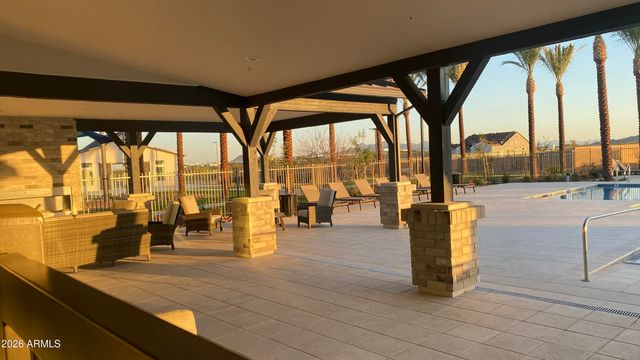 5934 E REDMONT Drive, Mesa, AZ 85215