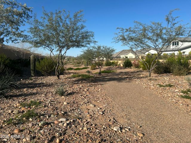 5934 E REDMONT Drive, Mesa, AZ 85215