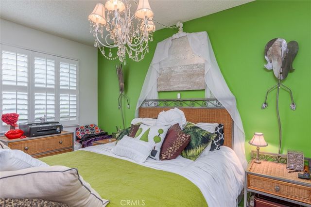 11813 Runnymede Street 14, North Hollywood, CA 91605