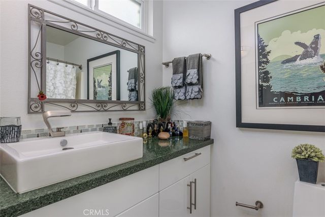 11813 Runnymede Street 14, North Hollywood, CA 91605