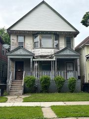 3998 Field Street, Detroit, MI 48214