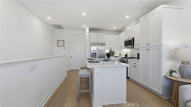 110 Mountaineer Drive, Rancho Mission Viejo, CA 92694