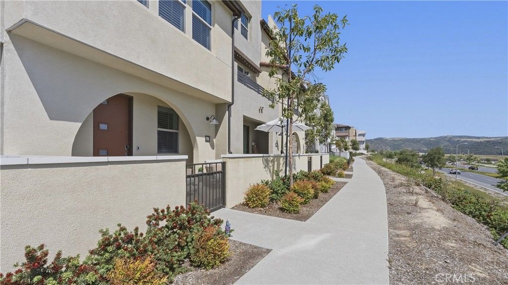 110 Mountaineer Drive, Rancho Mission Viejo, CA 92694