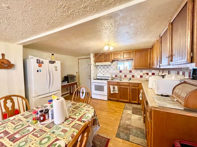61 SORREL Avenue, Moriarty, NM 87035