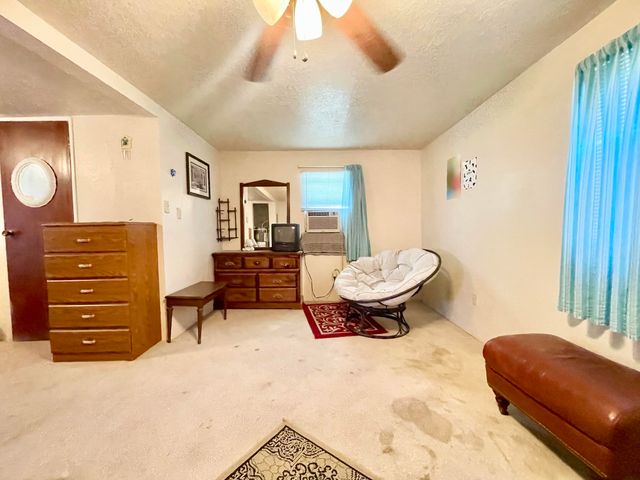 61 SORREL Avenue, Moriarty, NM 87035