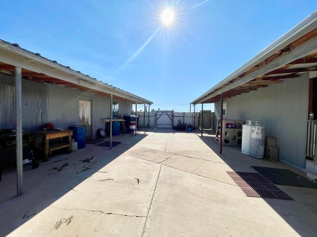 61 SORREL Avenue, Moriarty, NM 87035