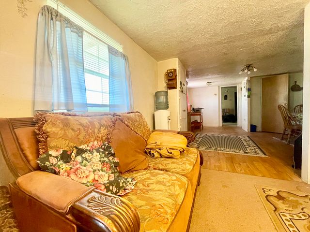 61 SORREL Avenue, Moriarty, NM 87035