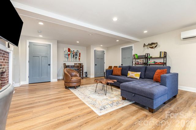 132 Malibu Road, Mooresville, NC 28117