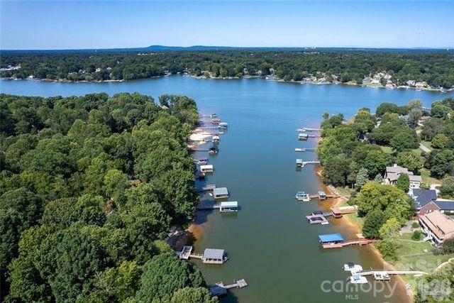 132 Malibu Road, Mooresville, NC 28117