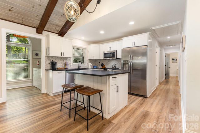 132 Malibu Road, Mooresville, NC 28117