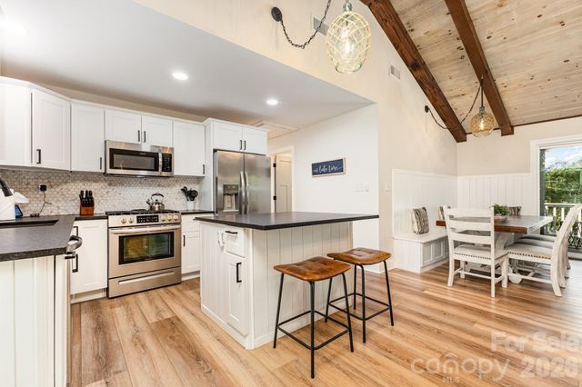 132 Malibu Road, Mooresville, NC 28117