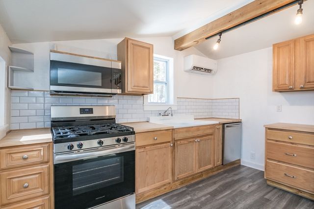 43 Laurel Park 43, Northampton, MA 01060