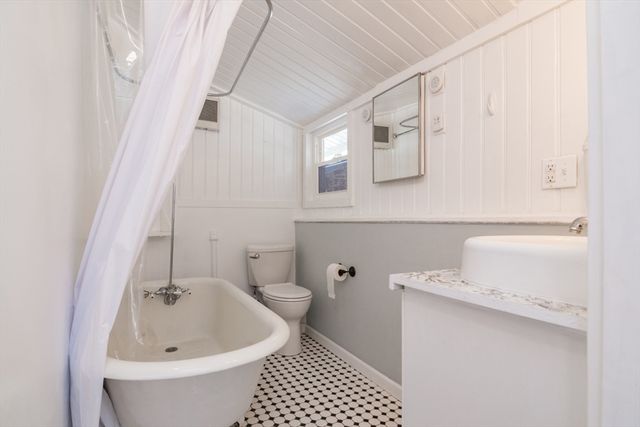 43 Laurel Park 43, Northampton, MA 01060