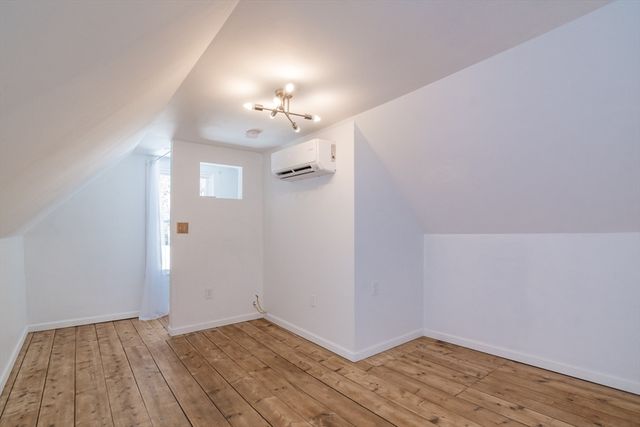 43 Laurel Park 43, Northampton, MA 01060