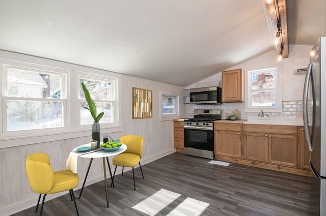 43 Laurel Park 43, Northampton, MA 01060