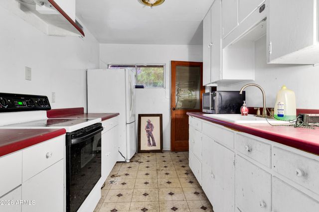 4970 E HIDALGO Street, Apache Junction, AZ 85119