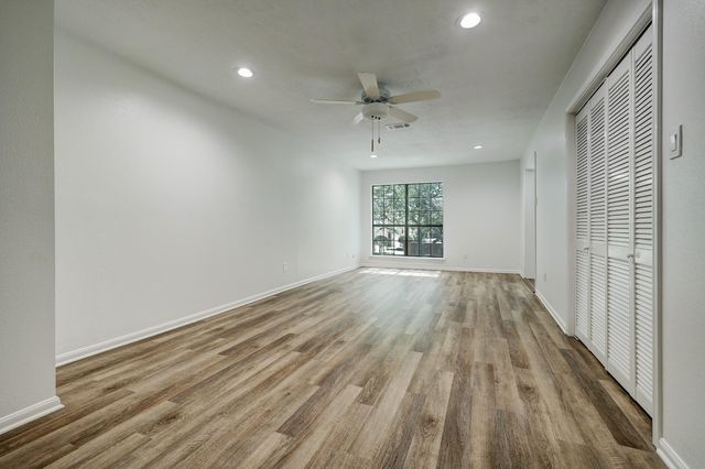 6725 Belmont Street, West University Place, TX 77005