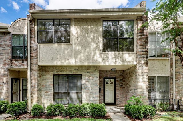 6725 Belmont Street, West University Place, TX 77005