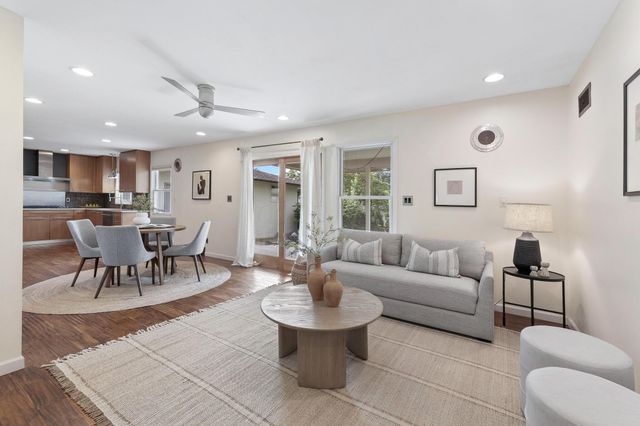 3885 Overdale Drive, Upper Arlington, OH 43220
