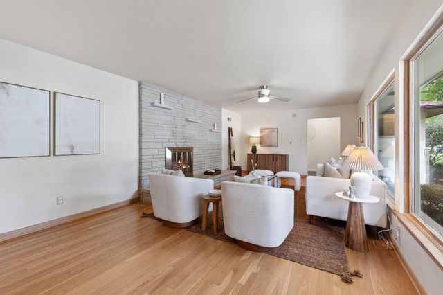 3885 Overdale Drive, Upper Arlington, OH 43220