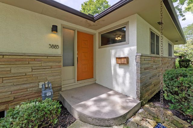 3885 Overdale Drive, Upper Arlington, OH 43220