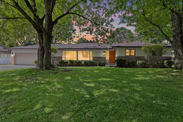 3885 Overdale Drive, Upper Arlington, OH 43220