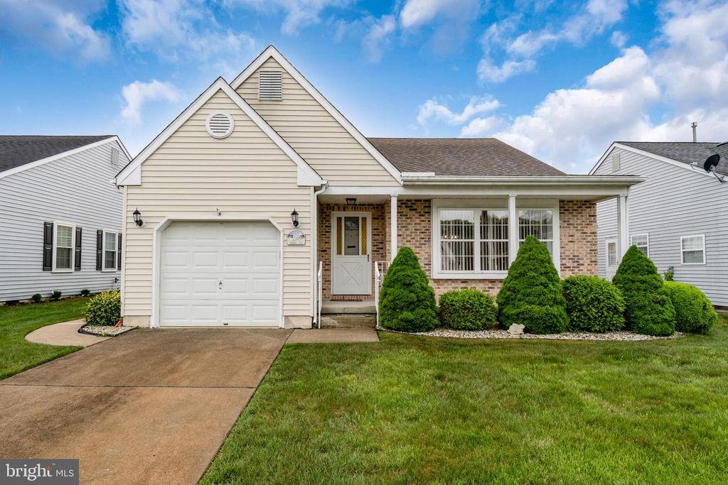 712 MONACO WAY, Williamstown, NJ 08094