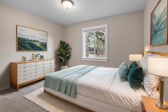 1848 NE 14th Street, Bend, OR 97701