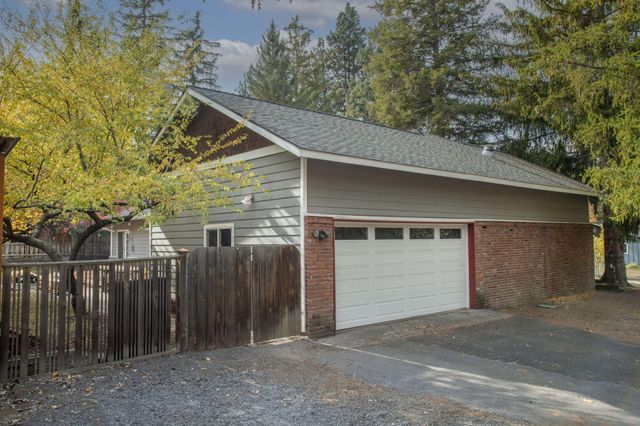 1848 NE 14th Street, Bend, OR 97701