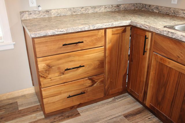 118 Crocker Avenue N, Thief River Falls, MN 56701