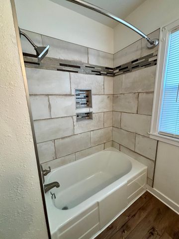 118 Crocker Avenue N, Thief River Falls, MN 56701