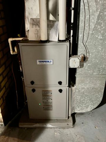 118 Crocker Avenue N, Thief River Falls, MN 56701