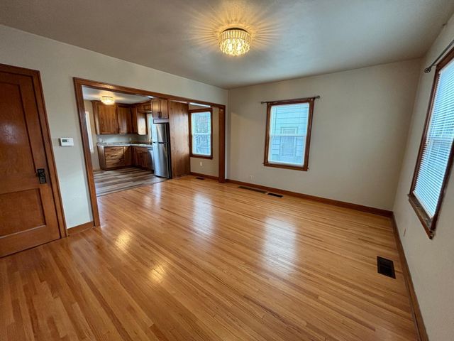 118 Crocker Avenue N, Thief River Falls, MN 56701