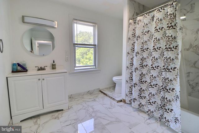 1022 PENN LINE RD, Paulsboro, NJ 08066