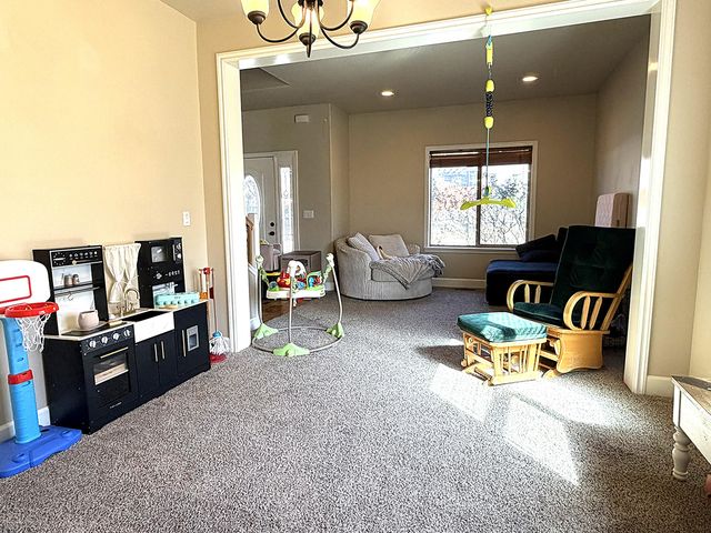 7530 Andrew Drive, Klamath Falls, OR 97603