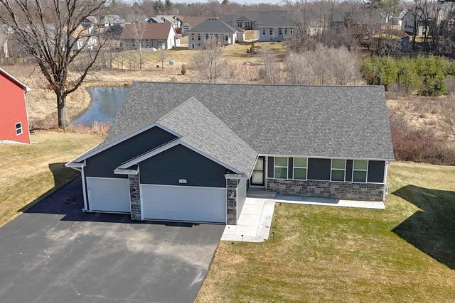 11308 N Mason Drive, Edgerton, WI 53534